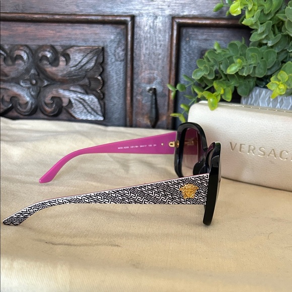 Versace Sunglasses with Black & White Frame and Pink Accents - Picture 5 of 12